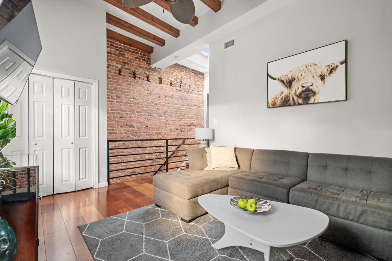 Navy Yard Gem: Stylish Condo Near Nationals Stadium Washington Exterior photo