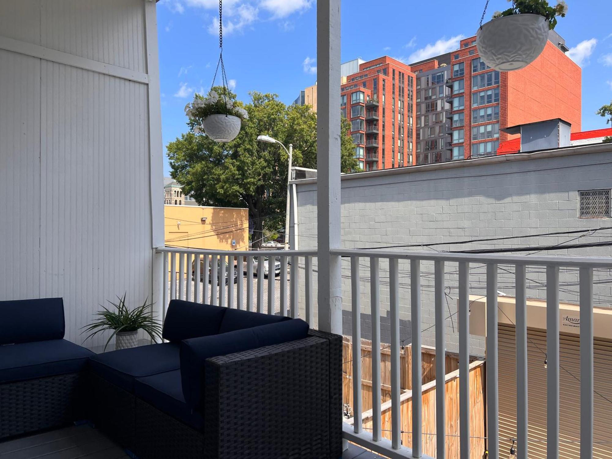 Navy Yard Gem: Stylish Condo Near Nationals Stadium Washington Exterior photo